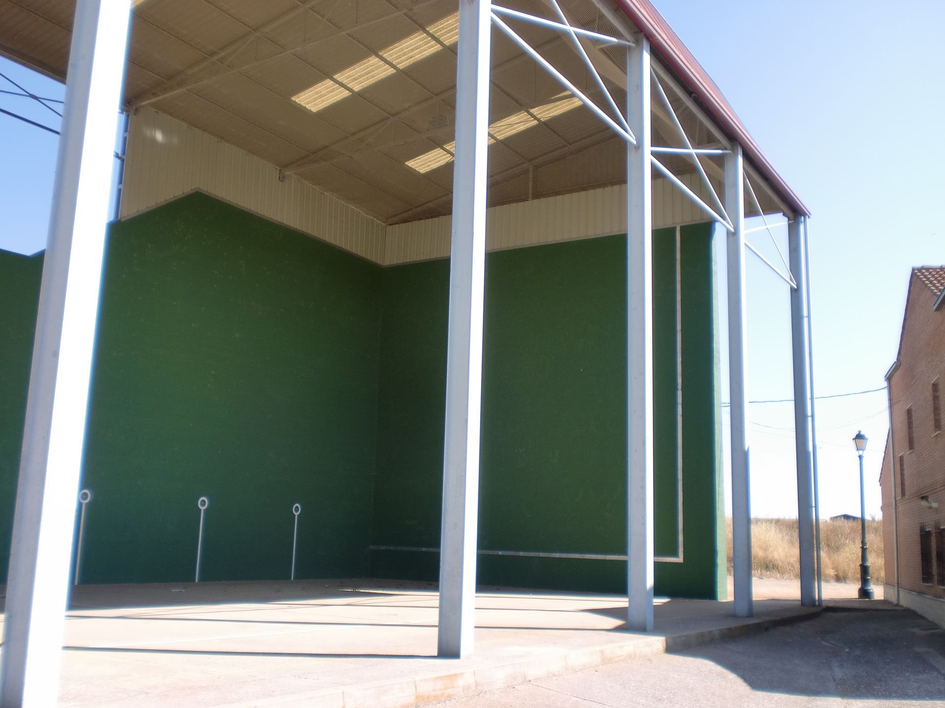 Frontón Cubierto